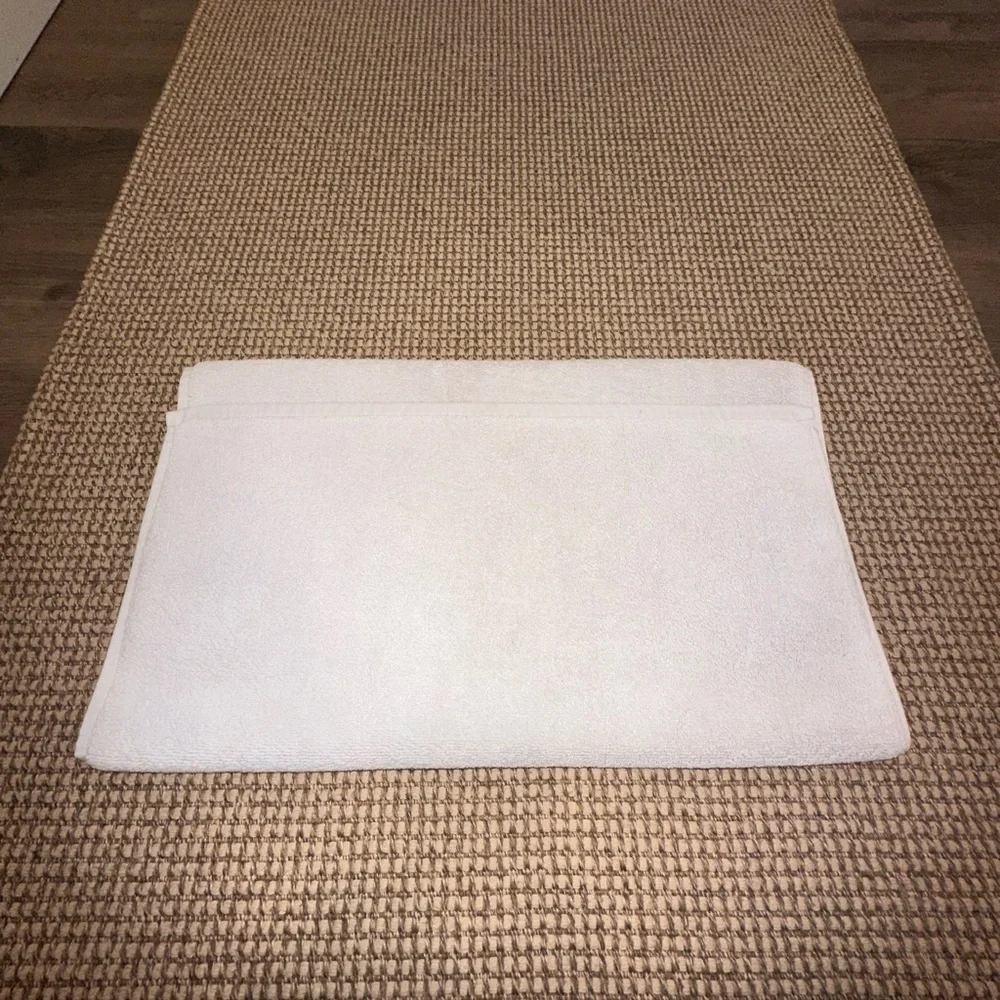 Parachute Classic Turkish Cotton Tub Mat - Bone